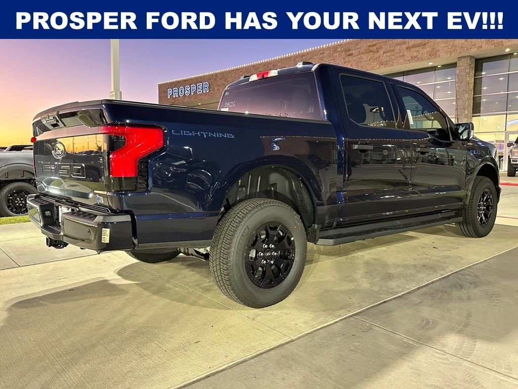 New 2025 Ford F150 Lightning XLT image 38
