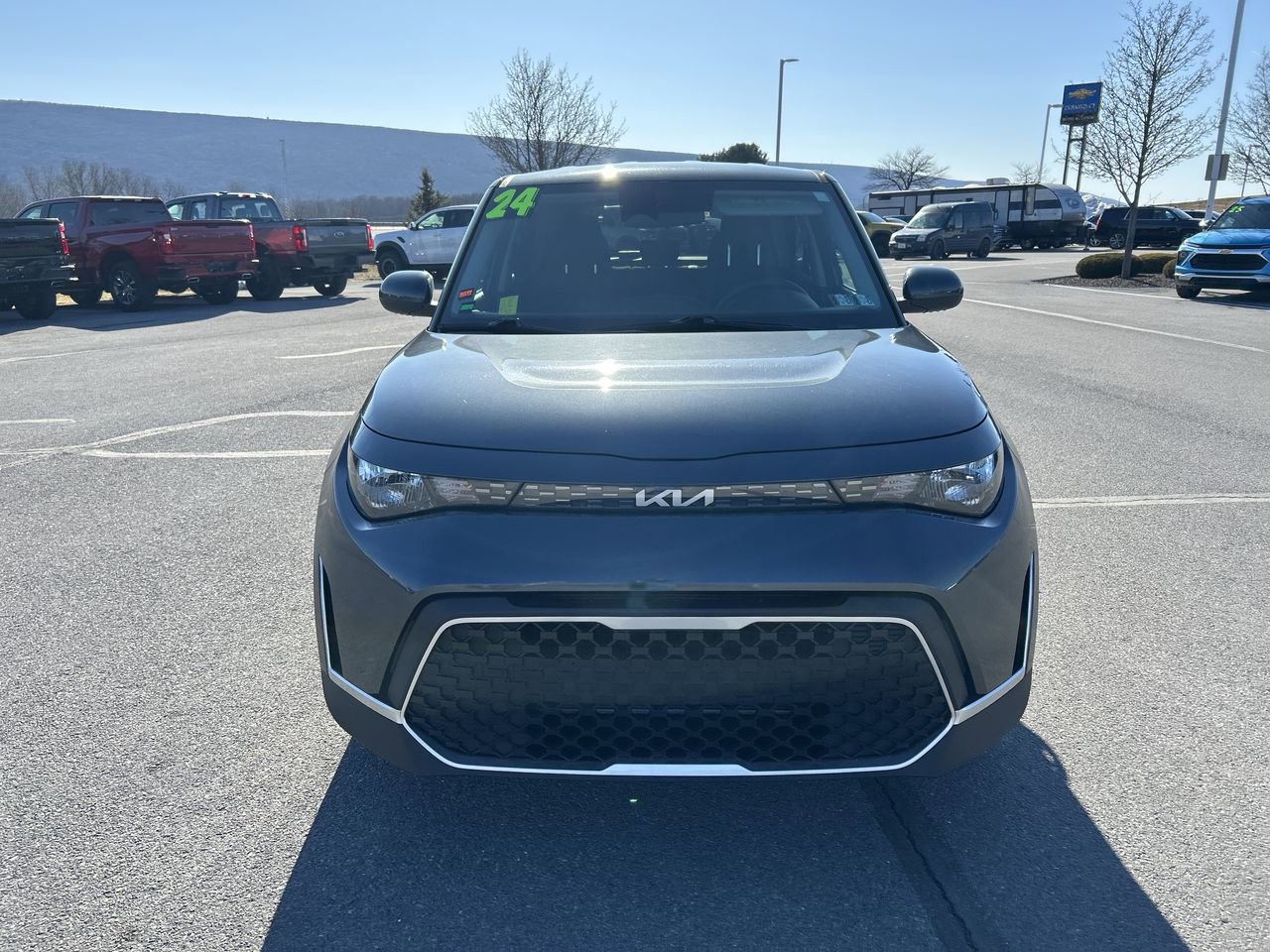 Used 2024 Kia Soul LX w/ Option Group 015 video 2