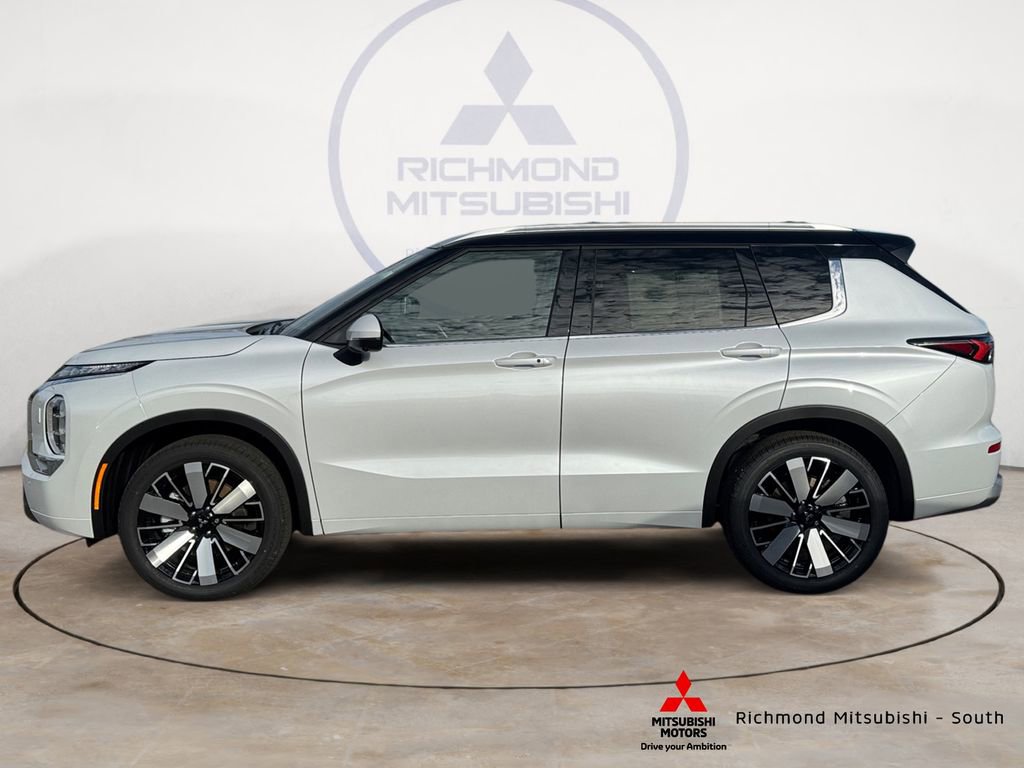 New 2026 Mitsubishi Outlander SEL image 6