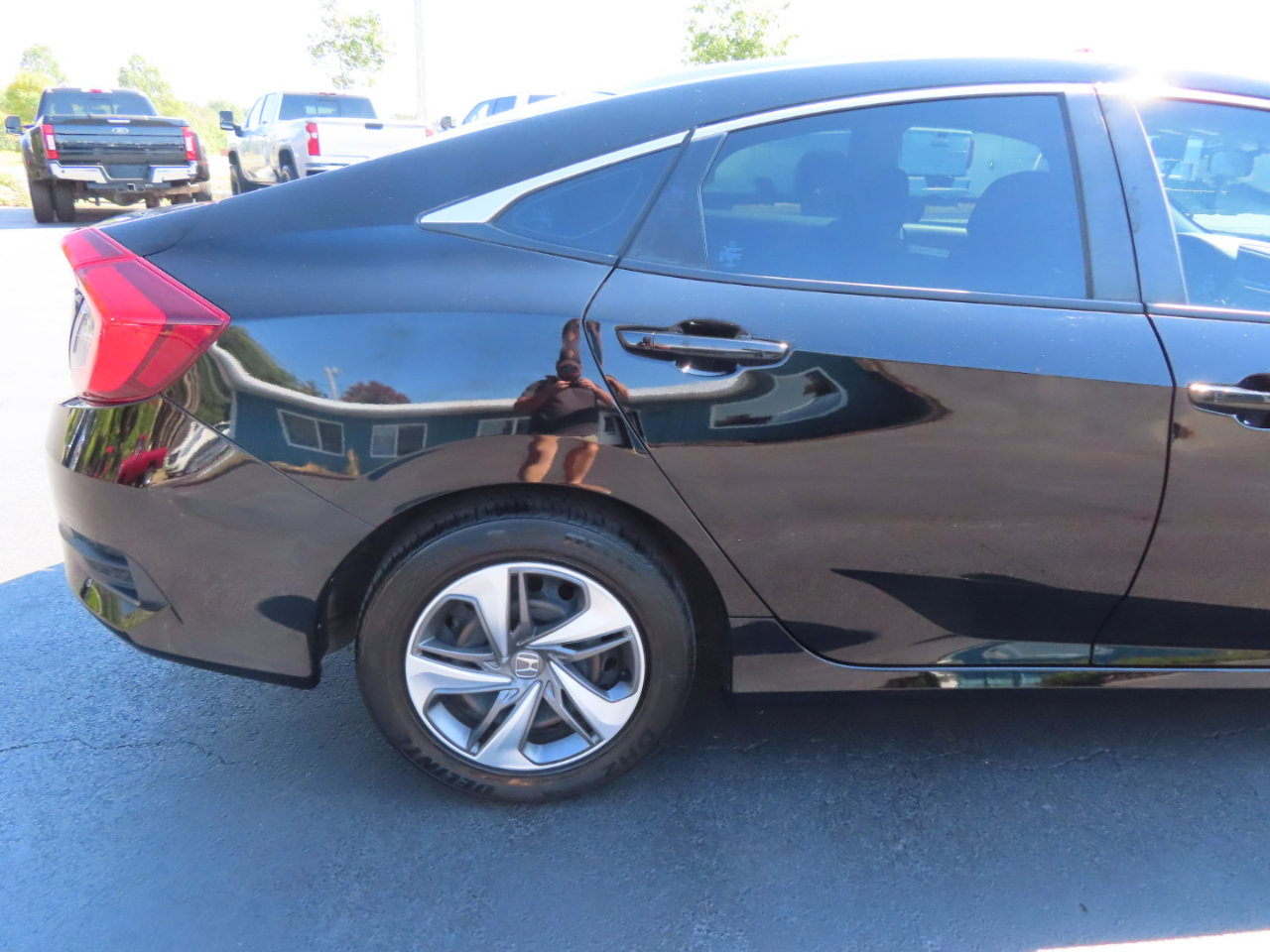 Used 2020 Honda Civic LX image 16