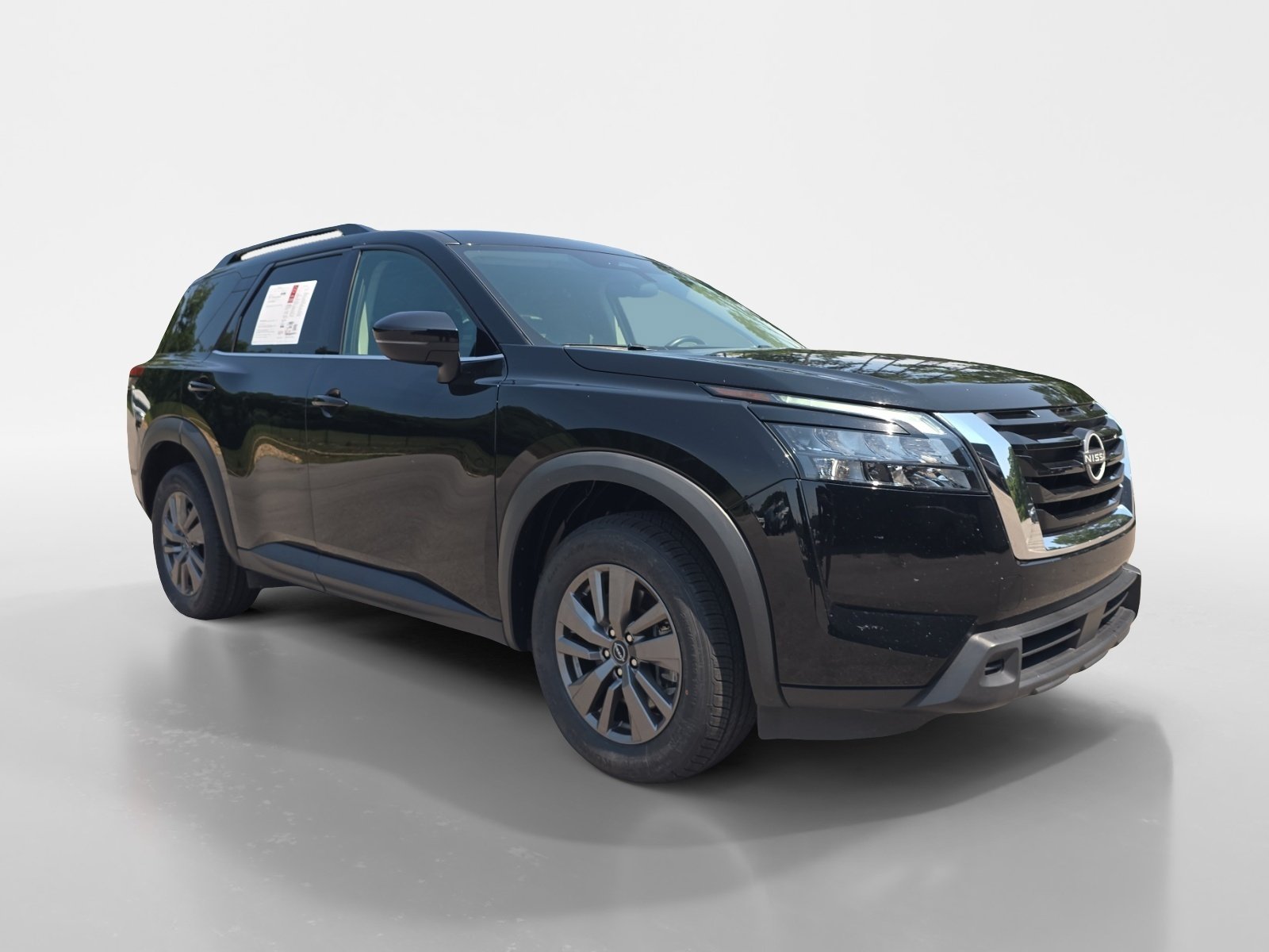 Certified 2025 Nissan Pathfinder SV FWD image 8