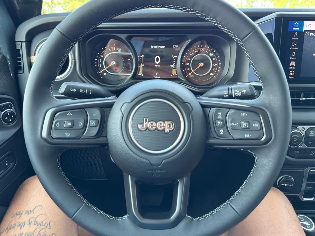 New 2025 Jeep Gladiator Sport w/ Premium Package image 11