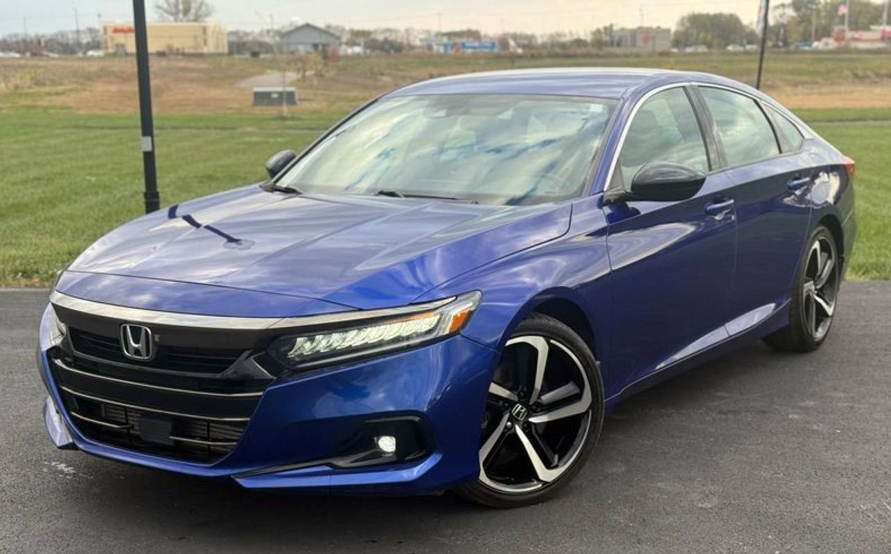 Used 2021 Honda Accord Sport image 1