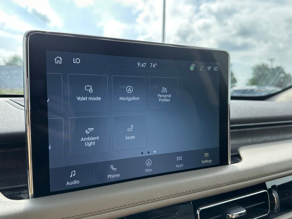 Used 2021 Lincoln Aviator Reserve w/ Equipment Group 201A AWD/4WD image 38