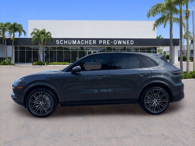 Used 2022 Porsche Cayenne AWD/4WD image 4