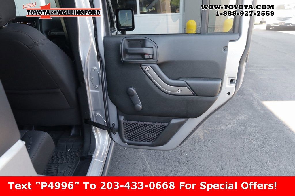 Used 2018 Jeep Wrangler Unlimited Willys Wheeler image 14
