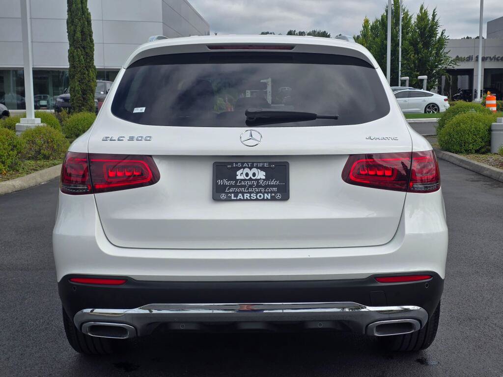 Used 2021 Mercedes-Benz GLC 300 4MATIC image 5