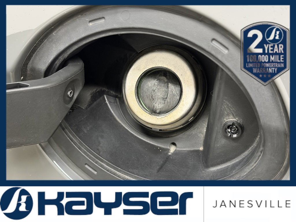 Used 2022 Chrysler Pacifica Touring-L w/ Uconnect Theater Family Group image 37