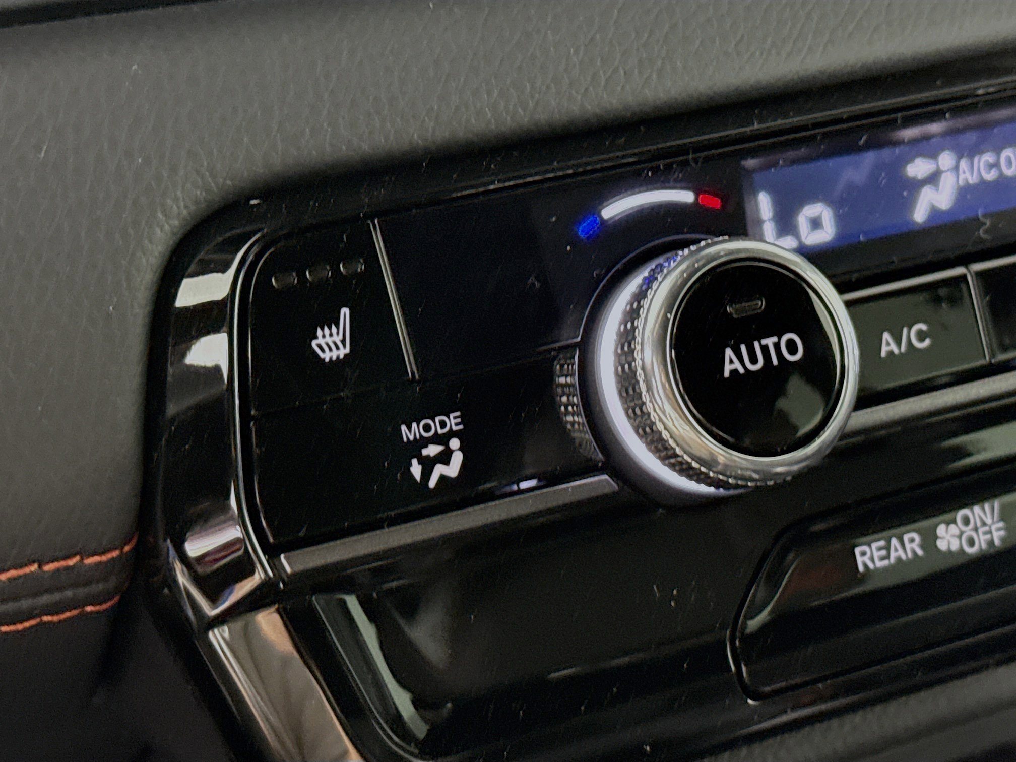 New 2025 Honda Pilot TrailSport image 24