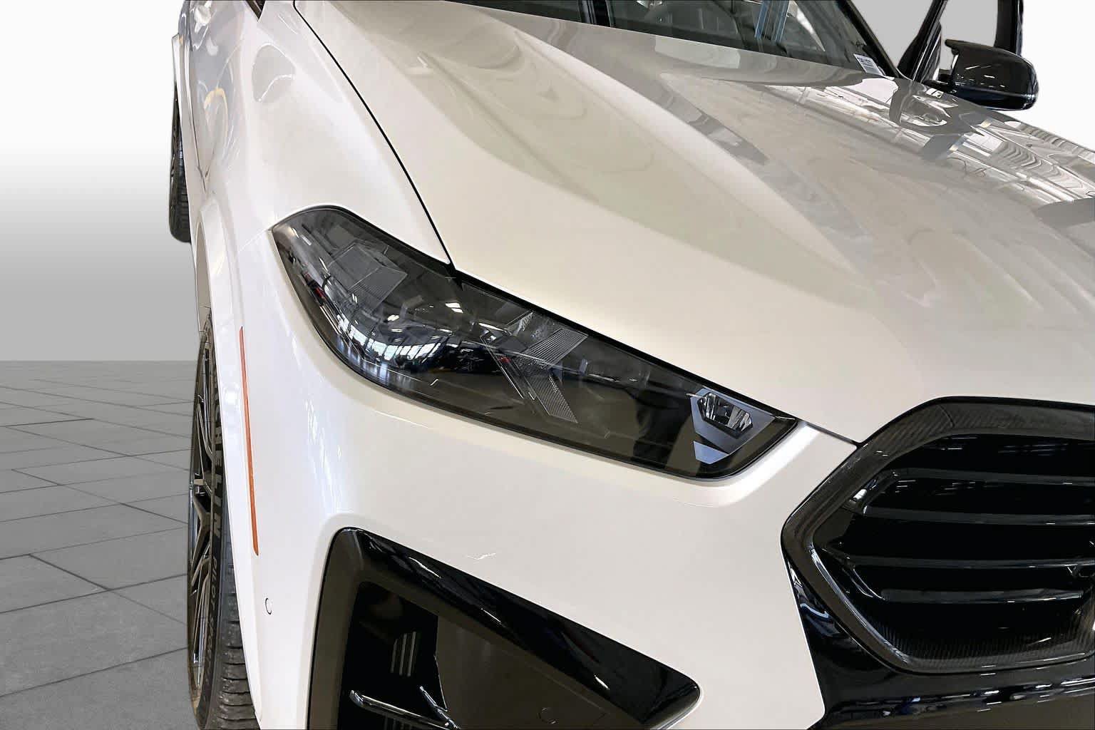 New 2026 BMW X5 M Competition w/ Executive Package AWD/4WD image 13