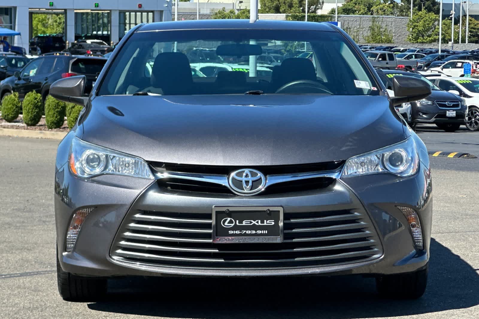 Used 2016 Toyota Camry LE FWD image 10