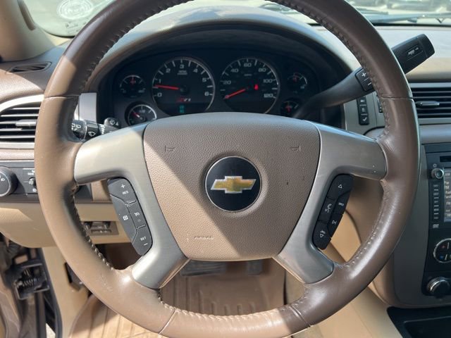 Used 2014 Chevrolet Suburban LT AWD/4WD image 28