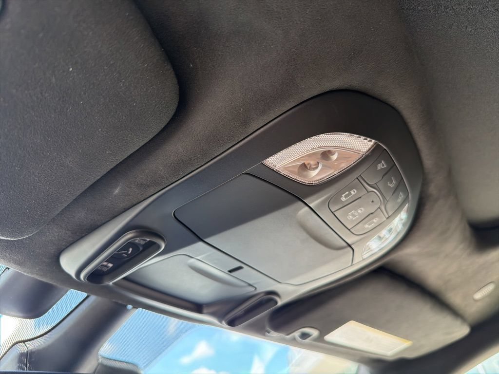 Used 2021 Chrysler Pacifica Pinnacle AWD/4WD image 25