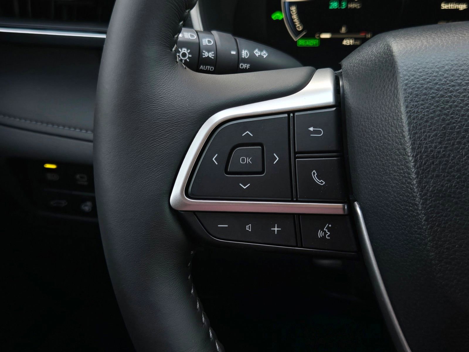 Certified 2026 Toyota Highlander Limited AWD/4WD image 23