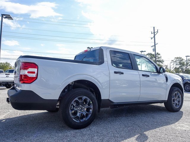 New 2025 Ford Maverick XLT w/ XLT Luxury Package image 25