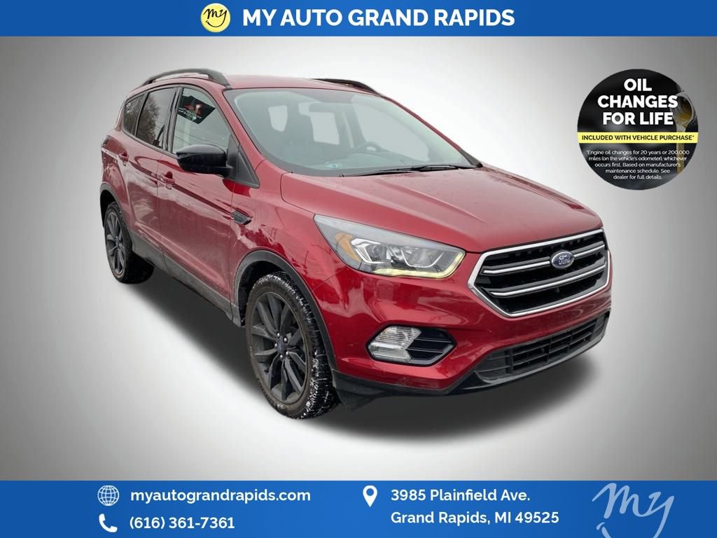 Used 2017 Ford Escape SE w/ SE Sport Appearance Package