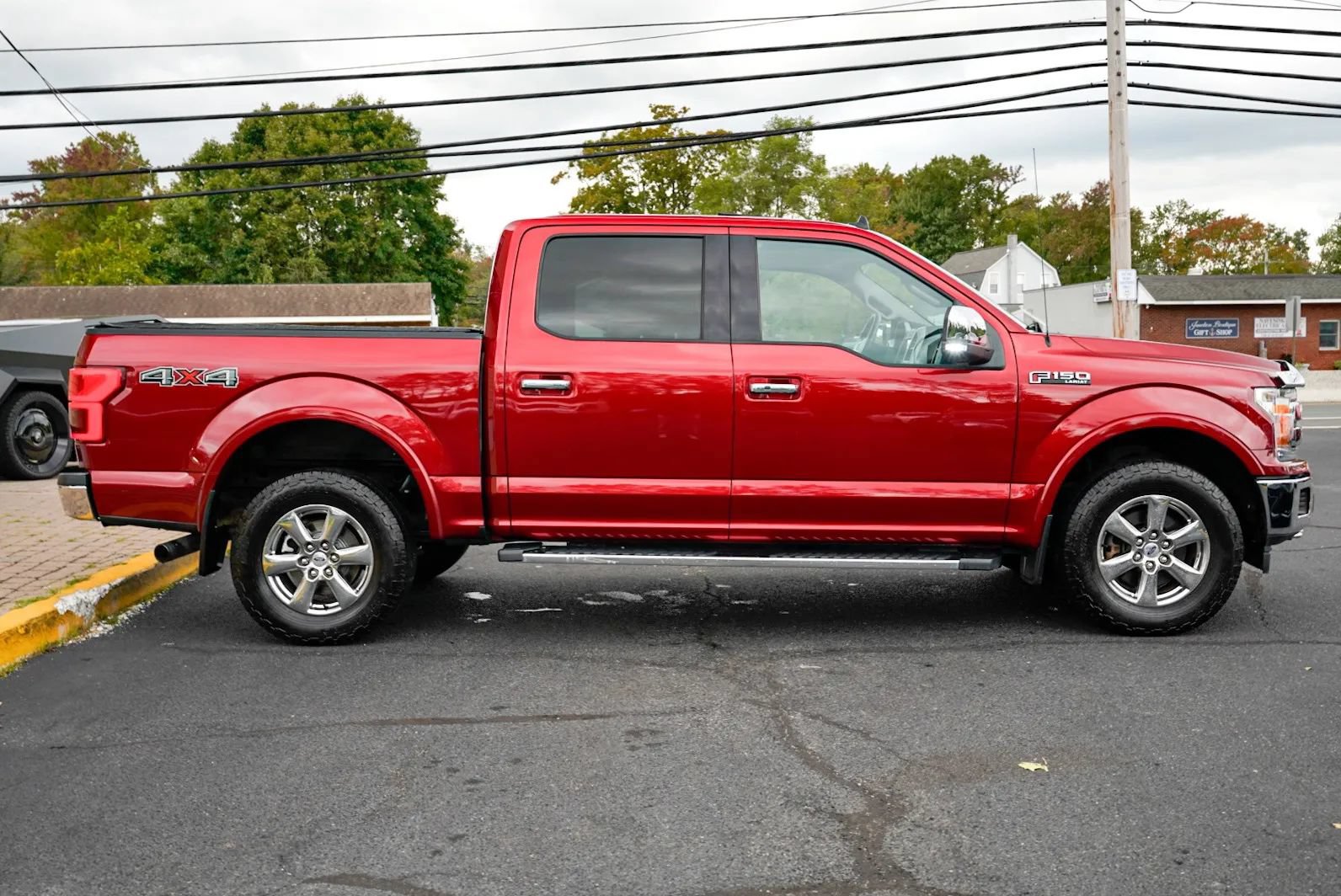Used 2019 Ford F150 Lariat AWD/4WD image 3