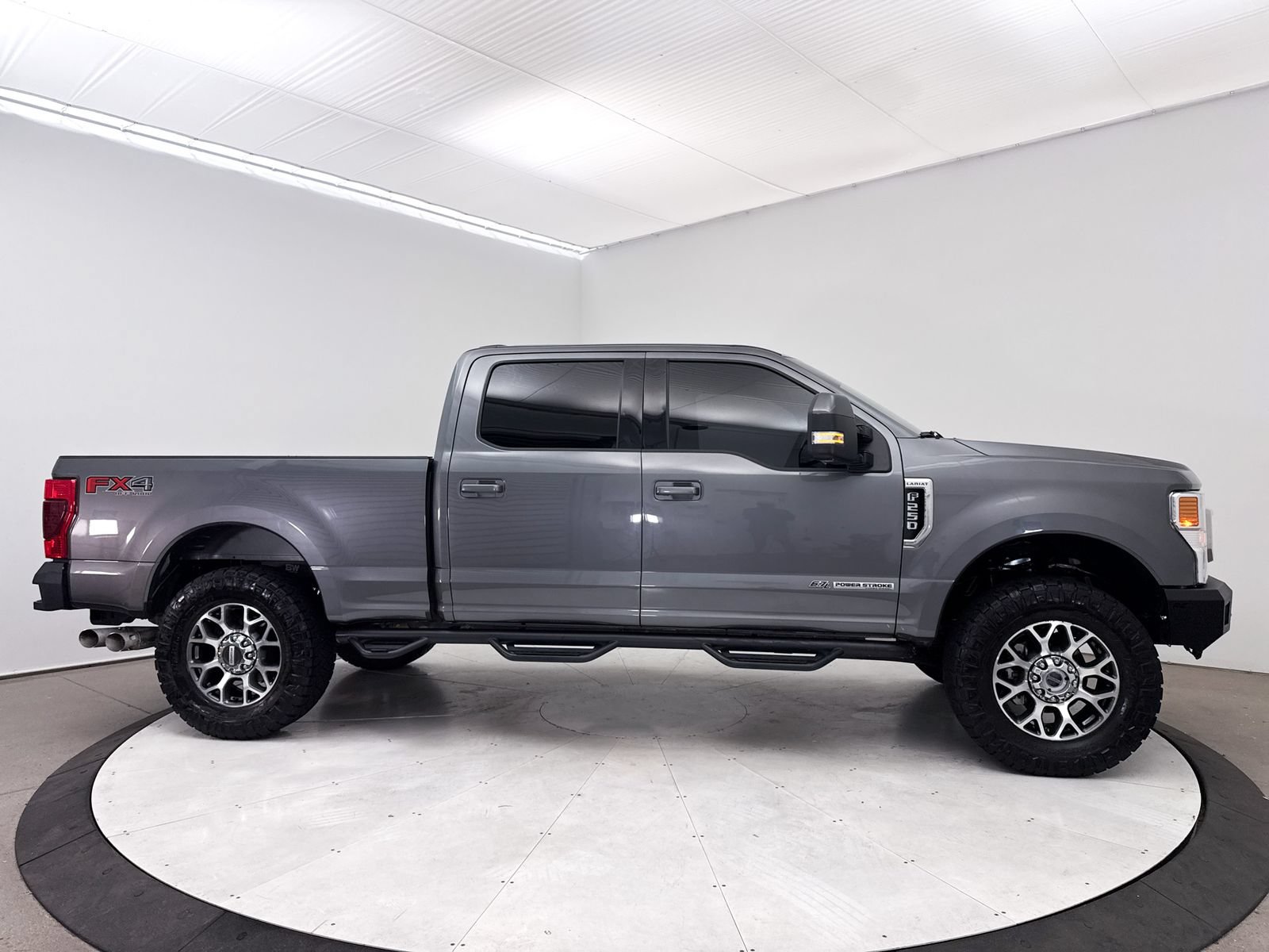 Used 2021 Ford F250 Lariat w/ Lariat Value Package AWD/4WD image 37