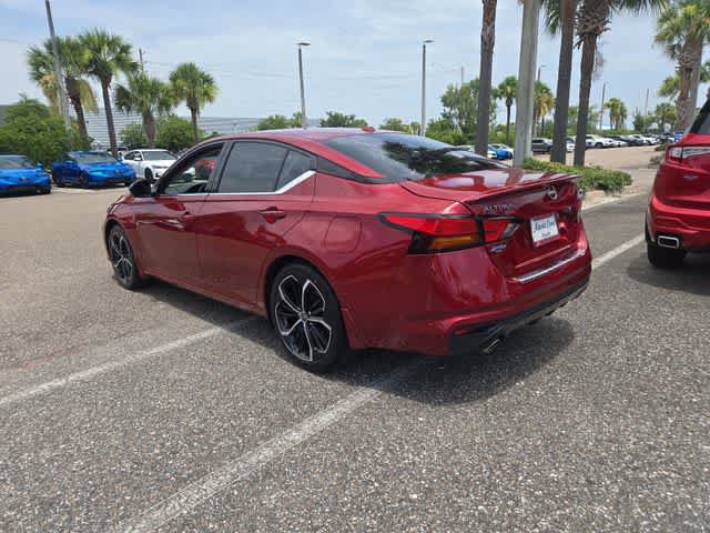 Used 2023 Nissan Altima 2.5 SR w/ SR Premium Package FWD image 6