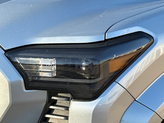 Used 2026 Toyota Tacoma SR AWD/4WD image 4