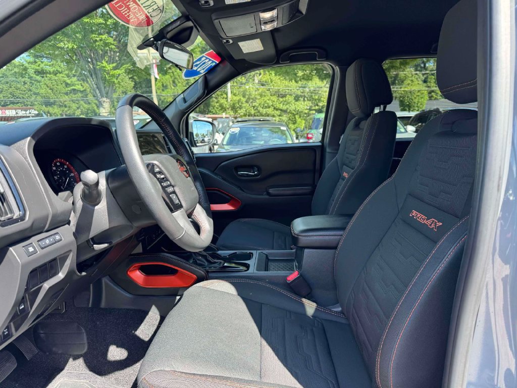 Certified 2025 Nissan Frontier PRO-4X AWD/4WD image 14