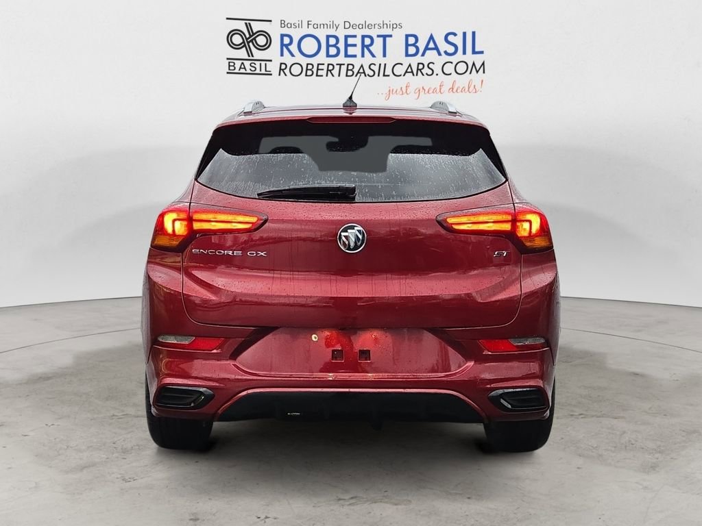 Used 2023 Buick Encore GX Select w/ Sport Touring Package image 4