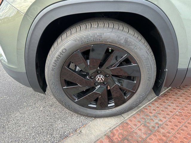 New 2026 Volkswagen Atlas SE image 9