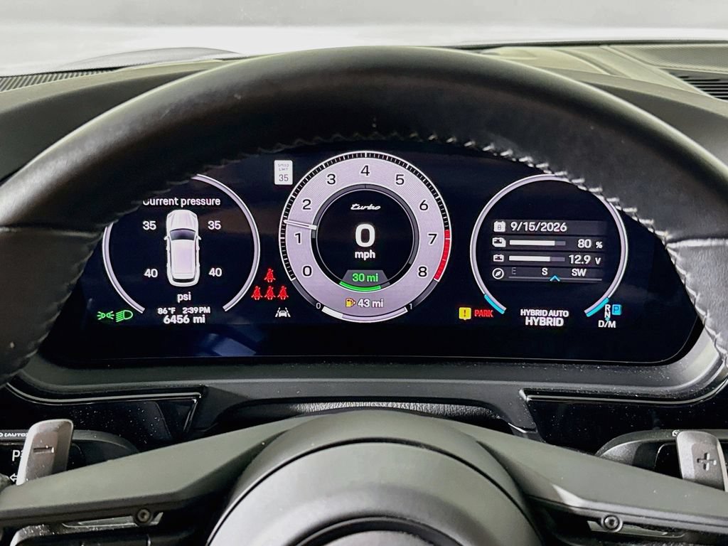Certified 2024 Porsche Cayenne Turbo AWD/4WD image 11