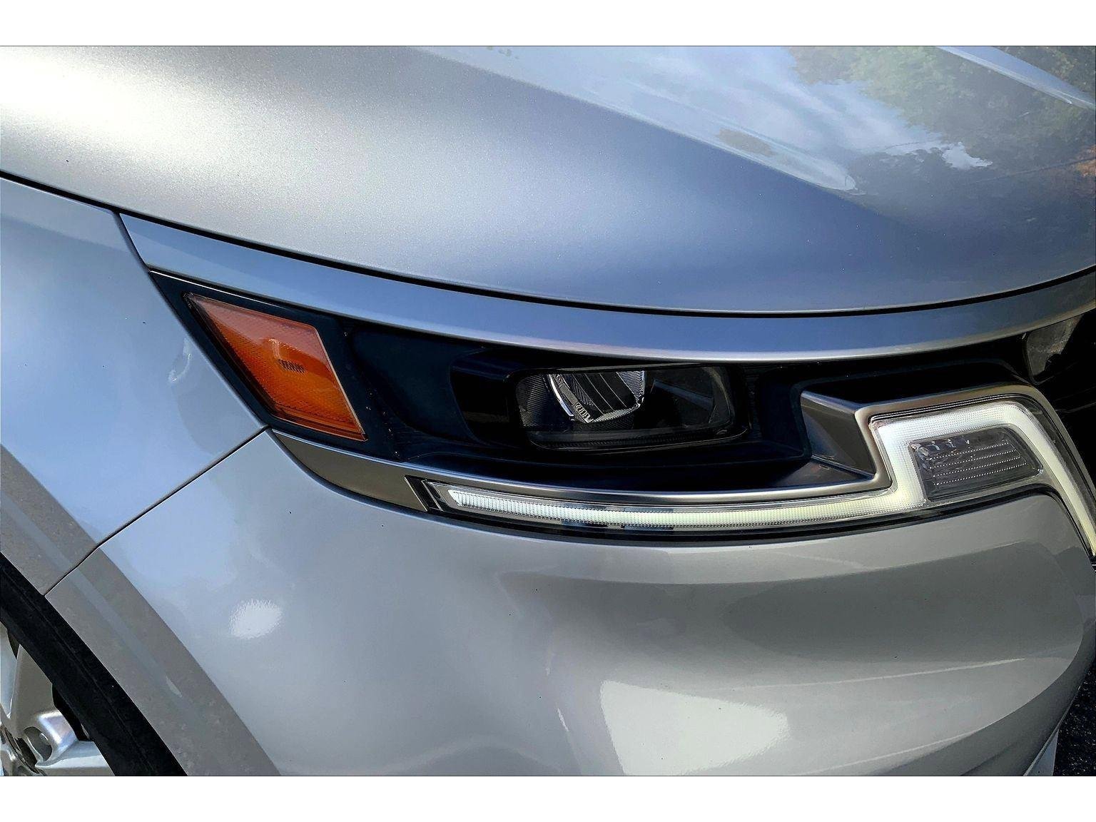 Used 2023 Kia Carnival LX image 28