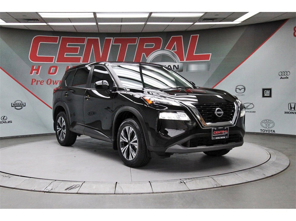 Used 2023 Nissan Rogue SV image 1