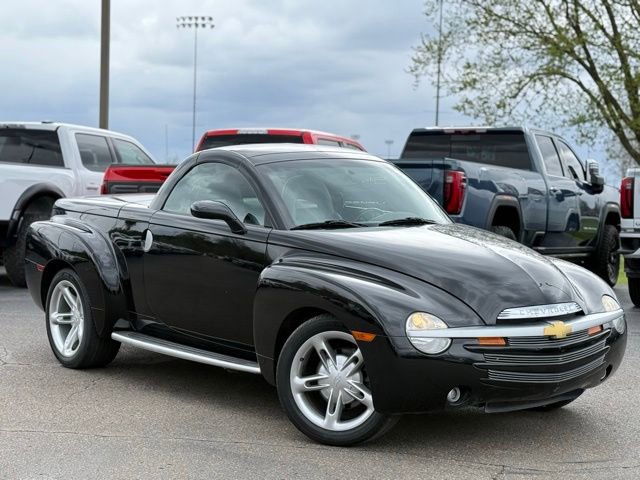 Used 2003 Chevrolet SSR w/ Preferred Equipment Group RWD image 35