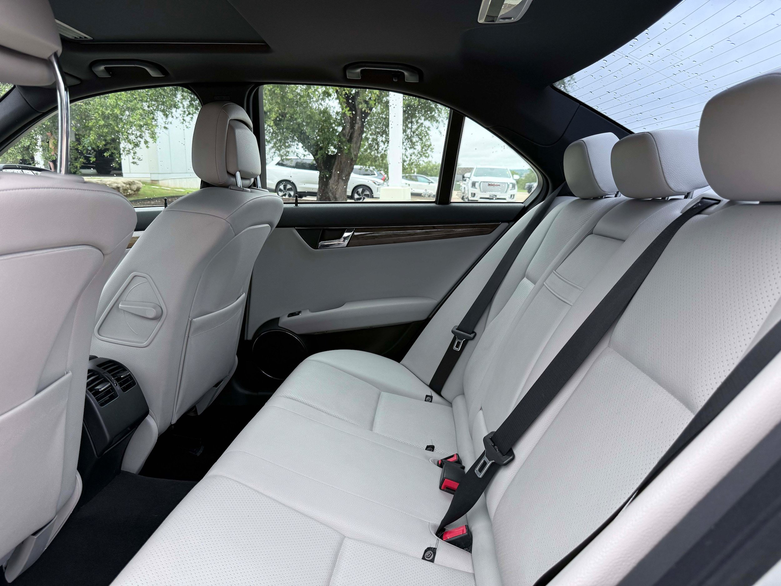 Used 2009 Mercedes-Benz C 350 Sport image 13