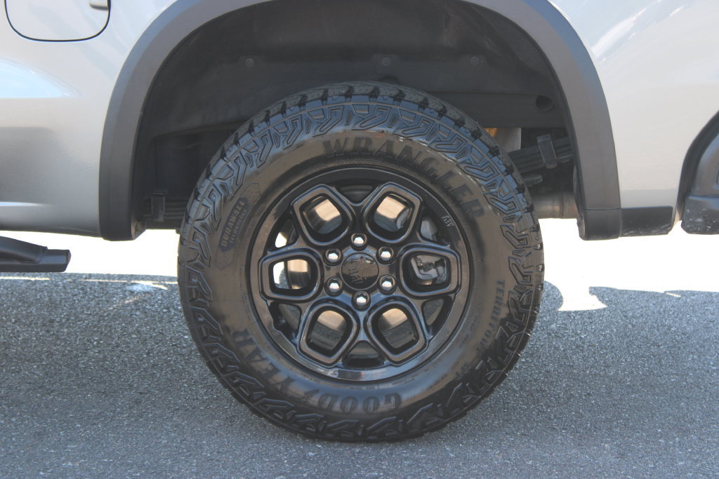 Used 2024 Chevrolet Silverado 1500 ZR2 w/ ZR2 Bison Edition AWD/4WD image 14
