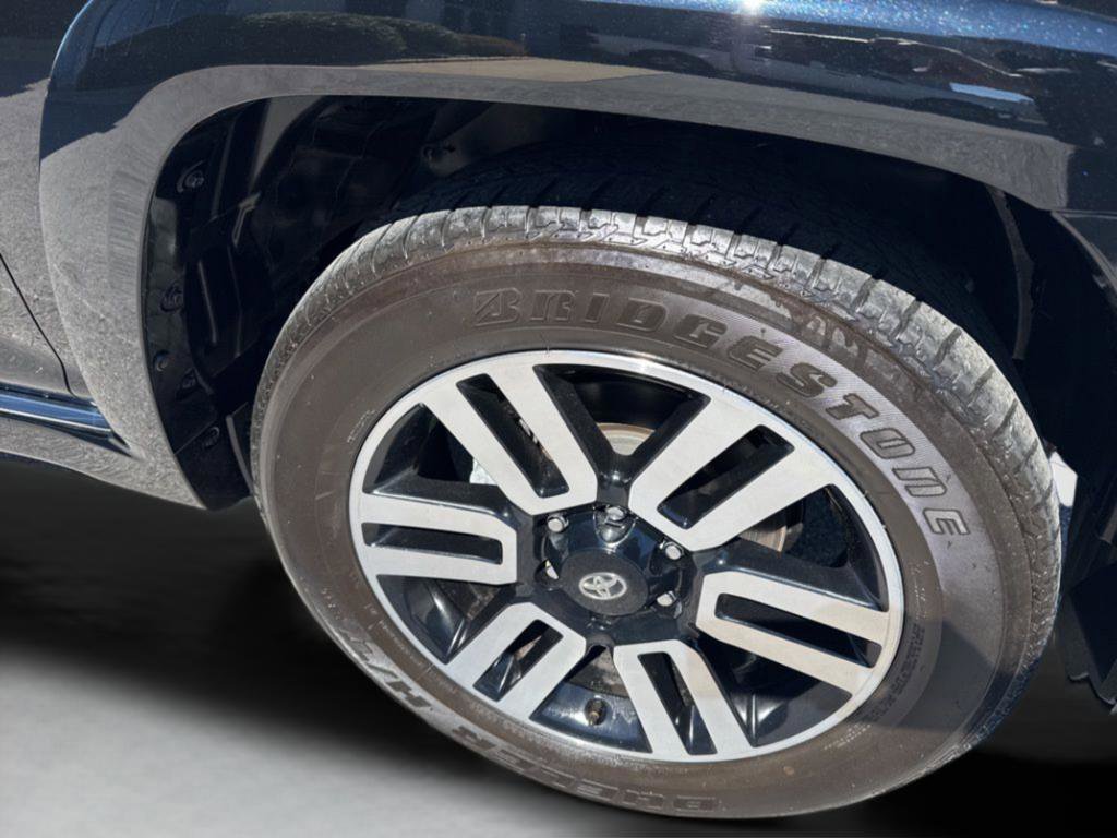 Used 2024 Toyota 4Runner Limited image 26