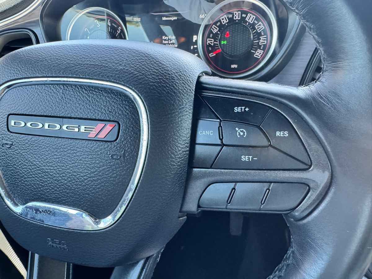 Used 2018 Dodge Challenger SXT RWD image 36