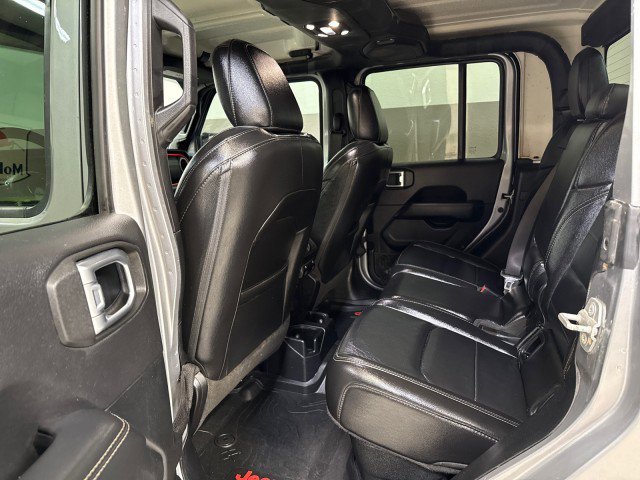 Used 2020 Jeep Gladiator Overland image 30