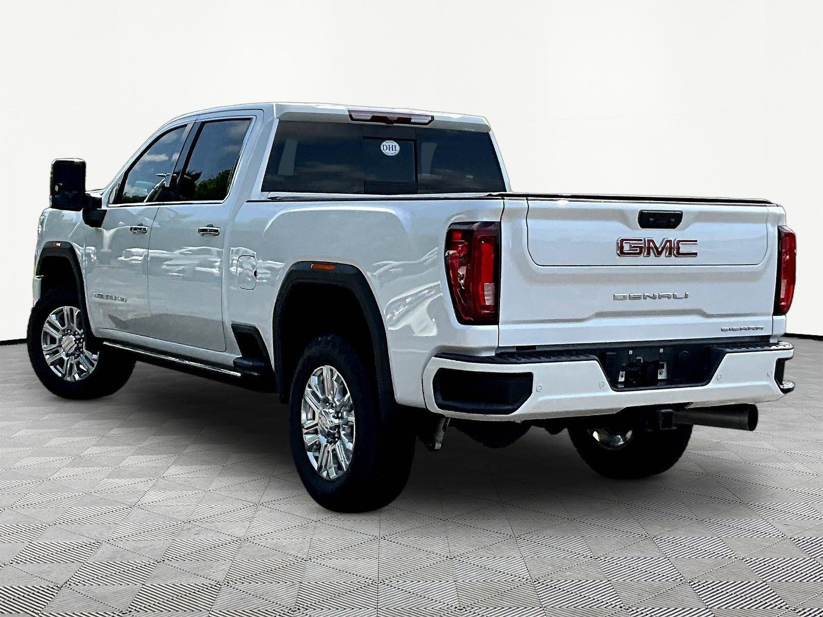 Used 2022 GMC Sierra 3500 Denali AWD/4WD image 4