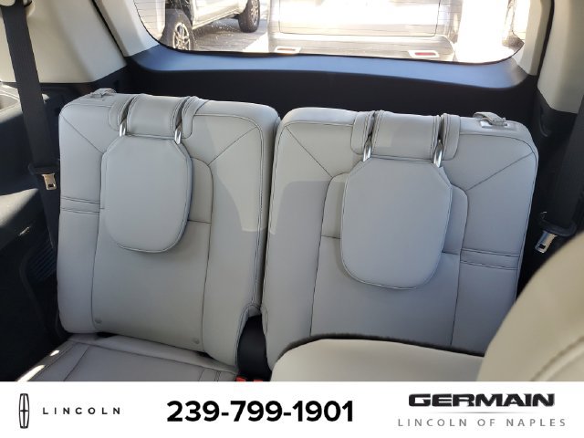 New 2026 Lincoln Aviator AWD w/ Jet Appearance Package image 20