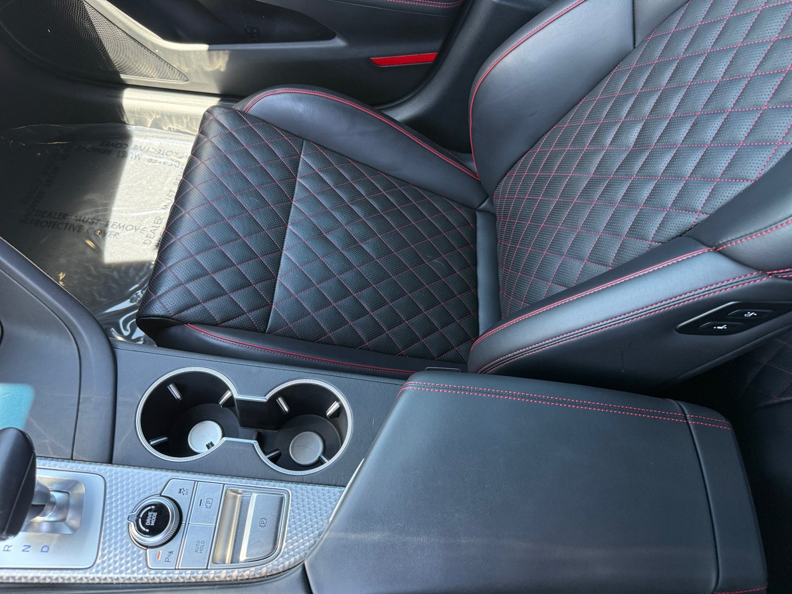 Used 2022 Genesis G70 3.3T RWD image 14