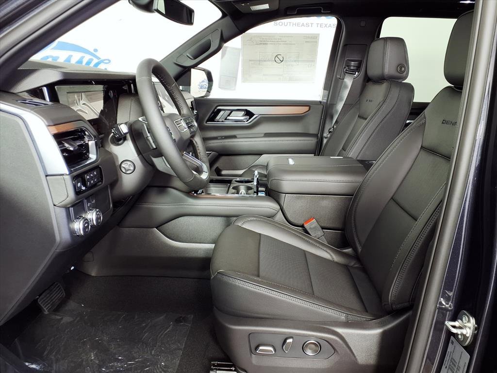 New 2026 GMC Yukon Denali image 18