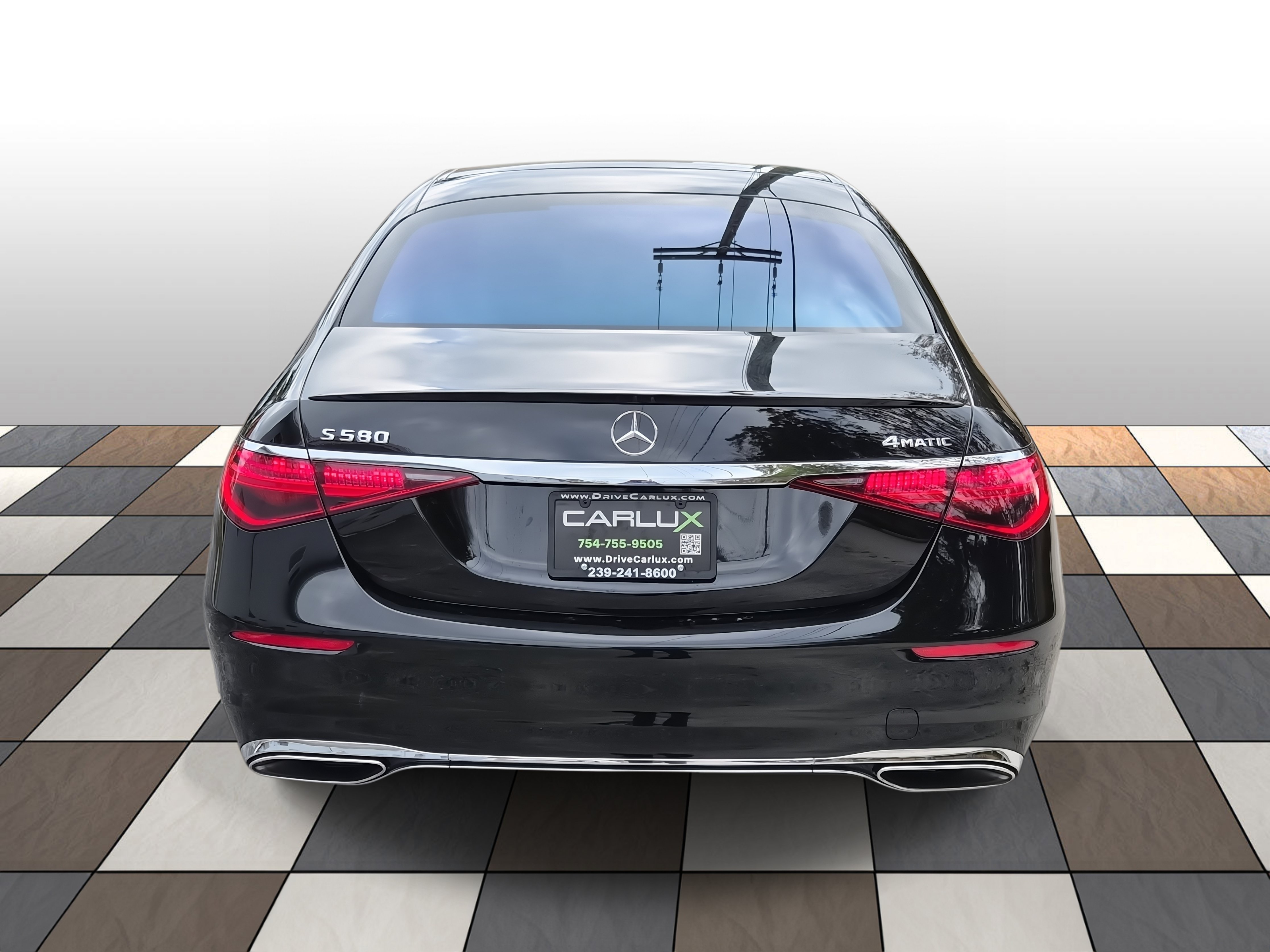 Used 2023 Mercedes-Benz S 580 4MATIC Sedan w/ Warmth & Comfort Package image 5