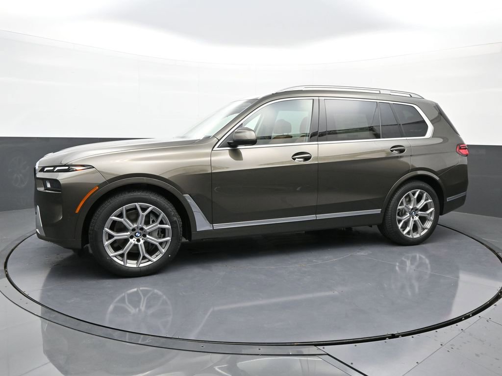 New 2025 BMW X7 xDrive40i image 4