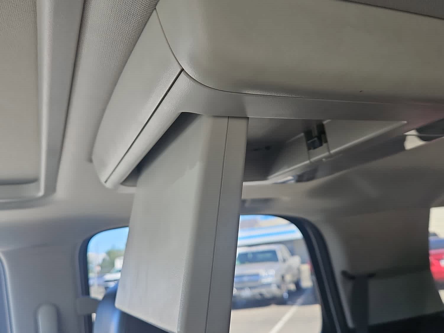 Used 2013 Chevrolet Tahoe LTZ image 19