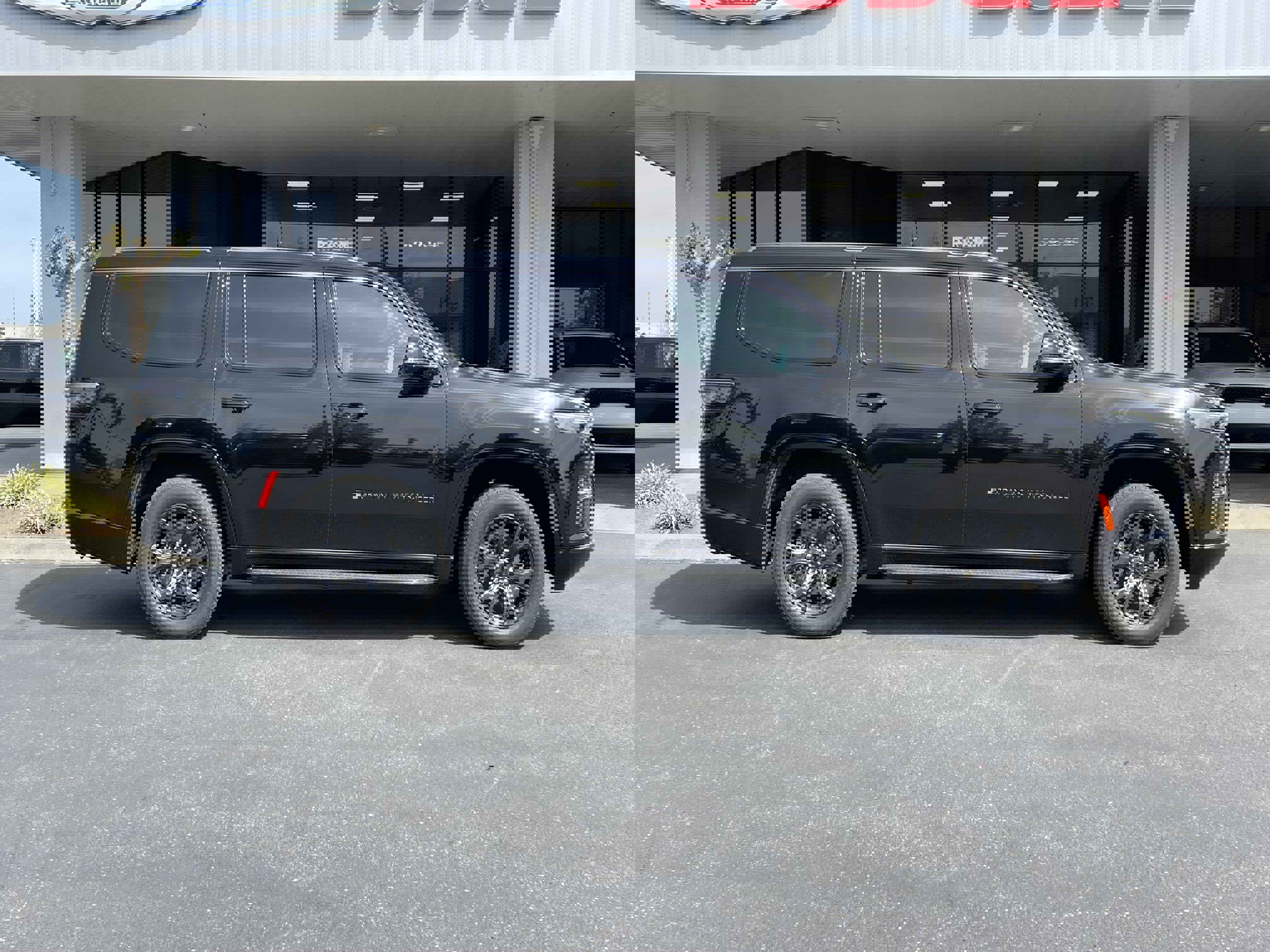 New 2026 Jeep Grand Wagoneer Limited w/ 8-Passenger Seating Package AWD/4WD image 8