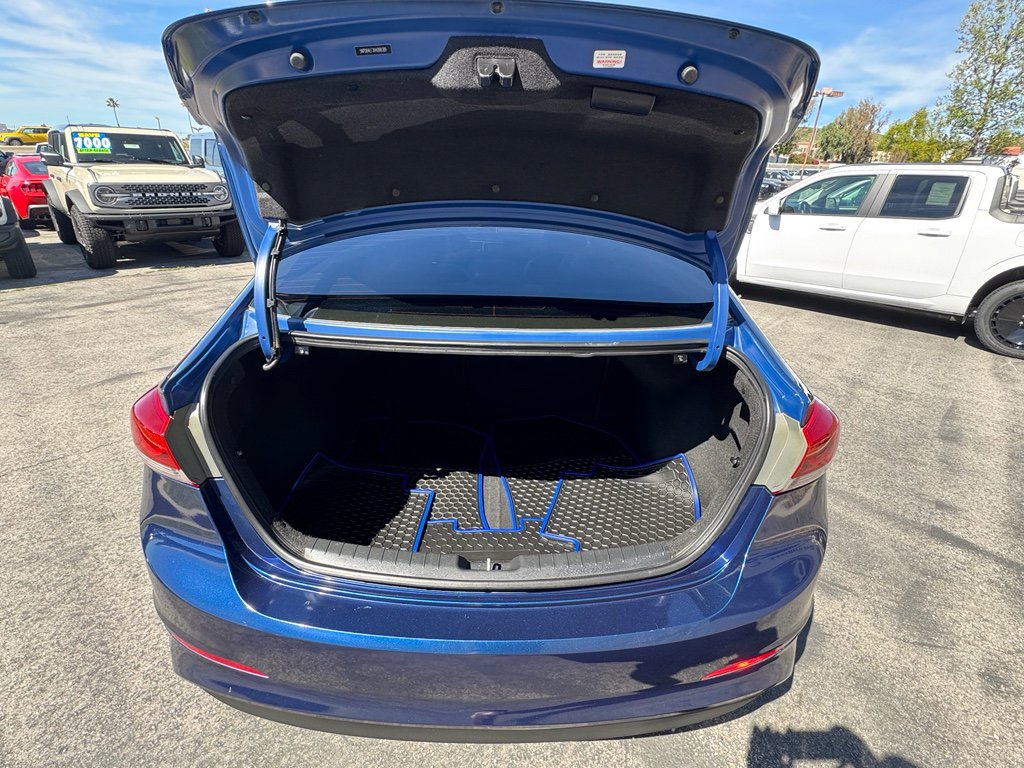 Used 2017 Hyundai Elantra Limited image 22