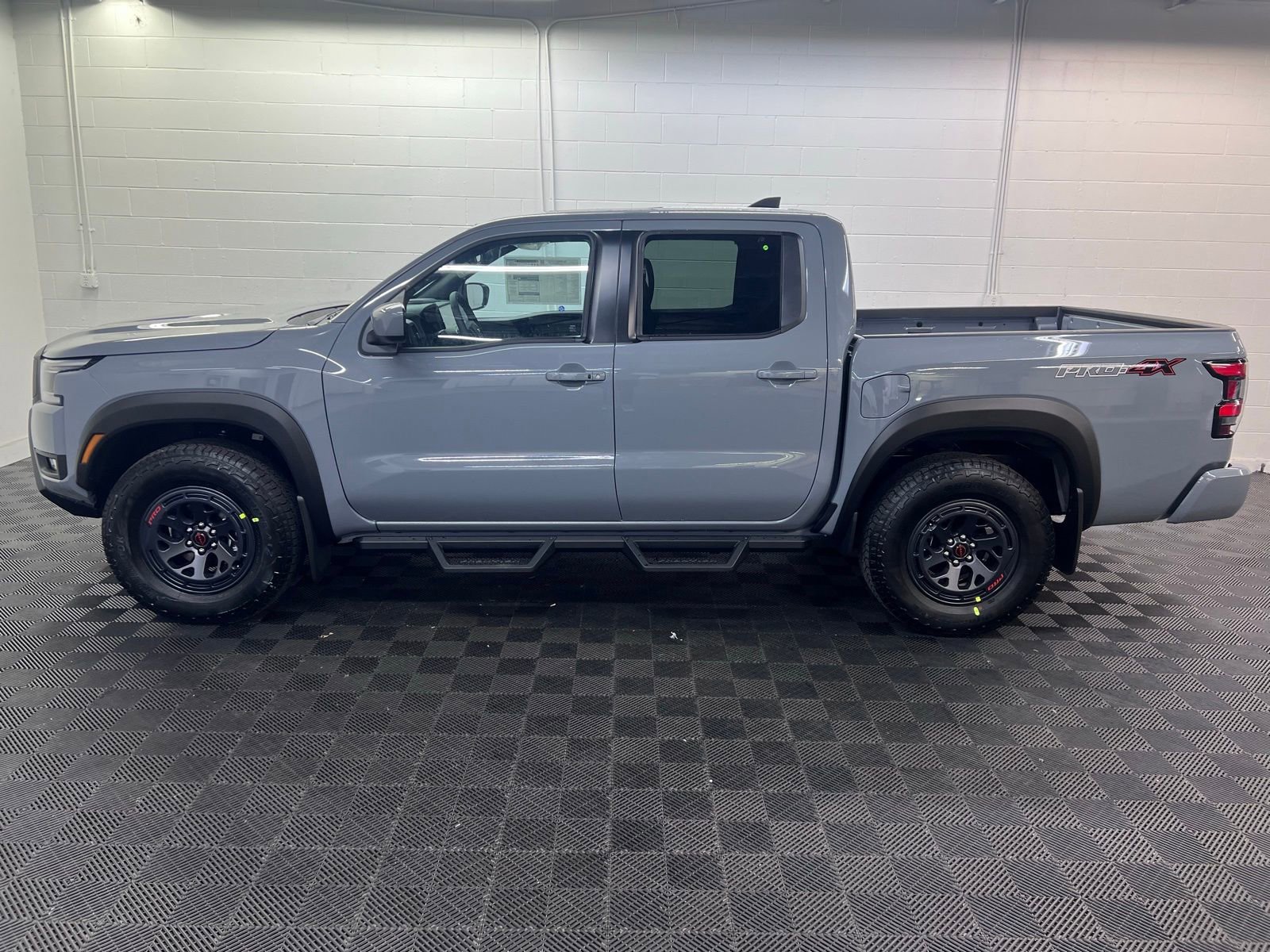 New 2025 Nissan Frontier PRO-4X image 4