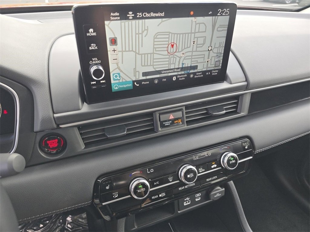 New 2025 Honda Pilot Touring image 35