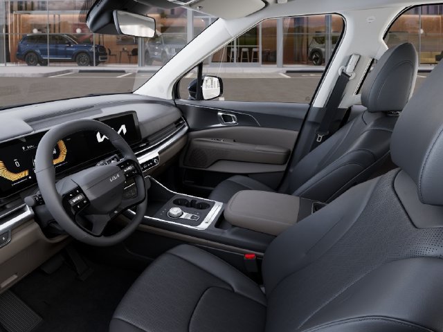 New 2027 Kia Carnival LXS FWD image 17