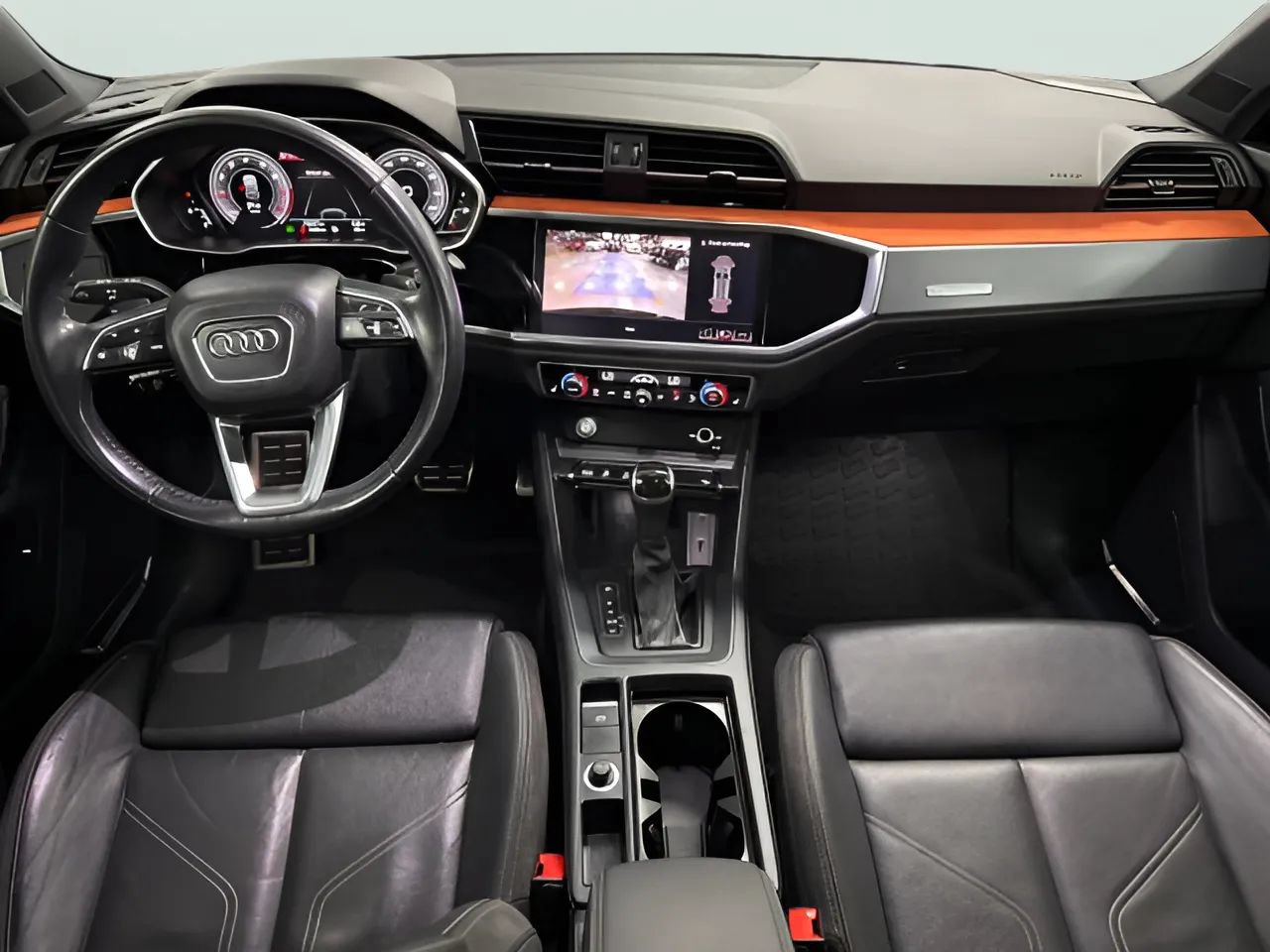 Used 2020 Audi Q3 2.0T Premium Plus w/ Premium Plus Package AWD/4WD image 19