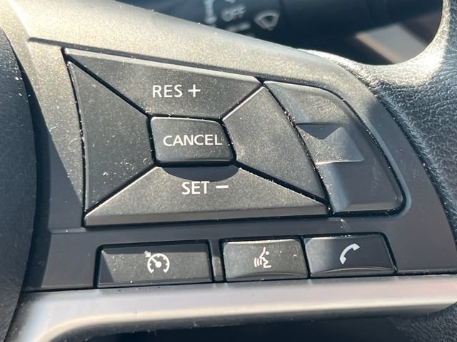 Used 2025 Nissan Altima 2.5 SV FWD image 24